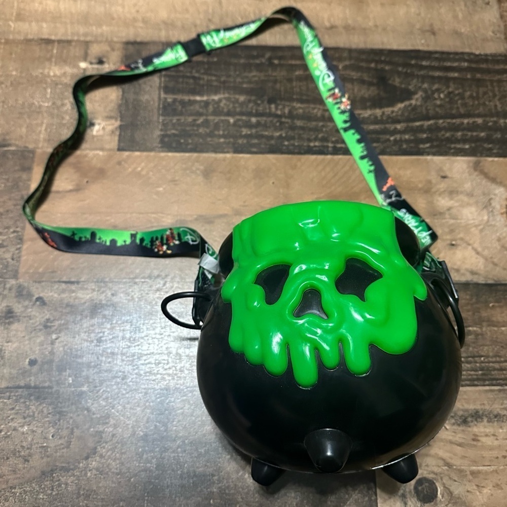 Disney Parks 2018 Cauldron Halloween Party Souvenir Popcorn Bucket